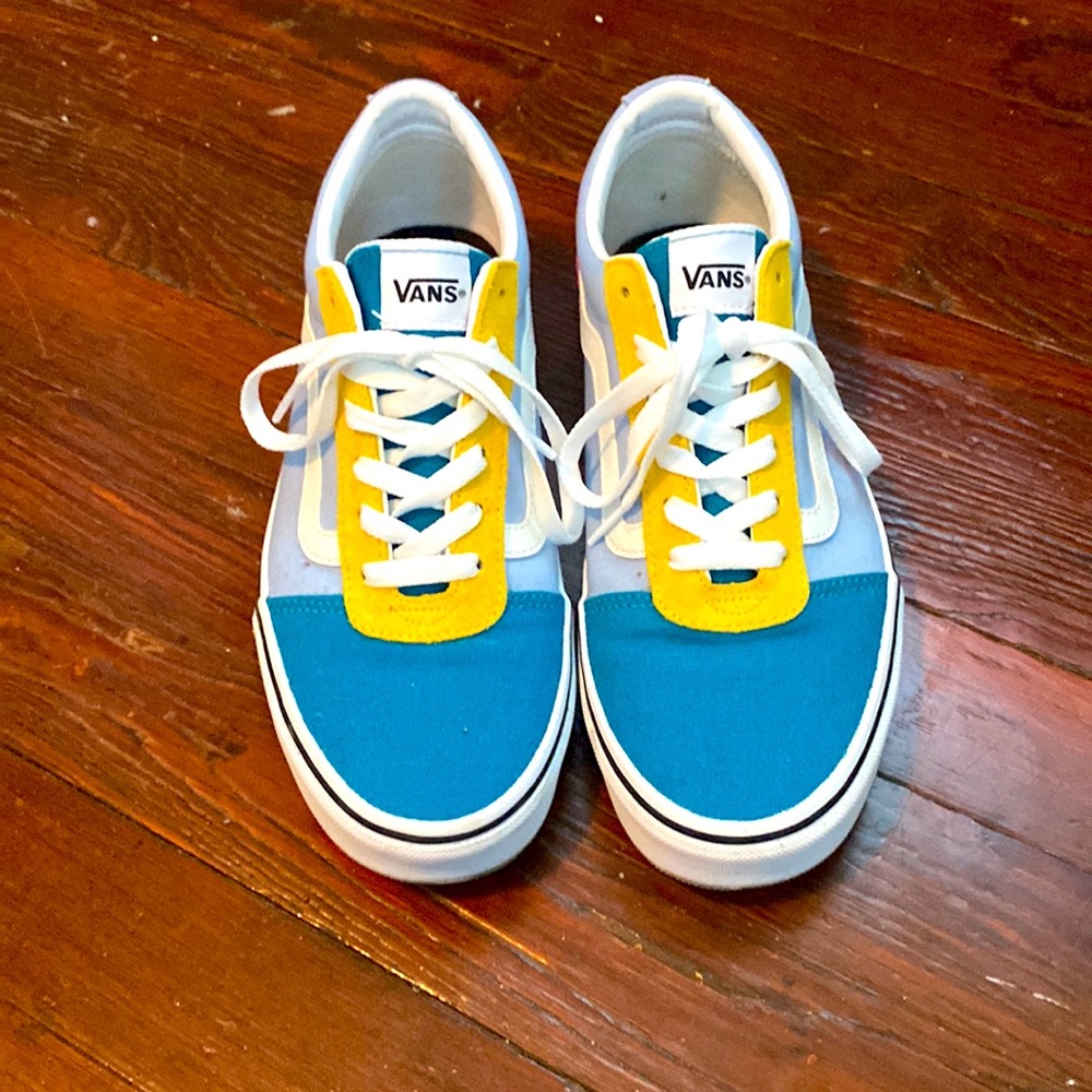Vans sneakers size 10